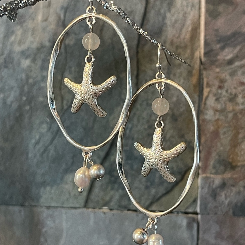 Oval Pearl Starfish Earrings - Picture 7 of 15